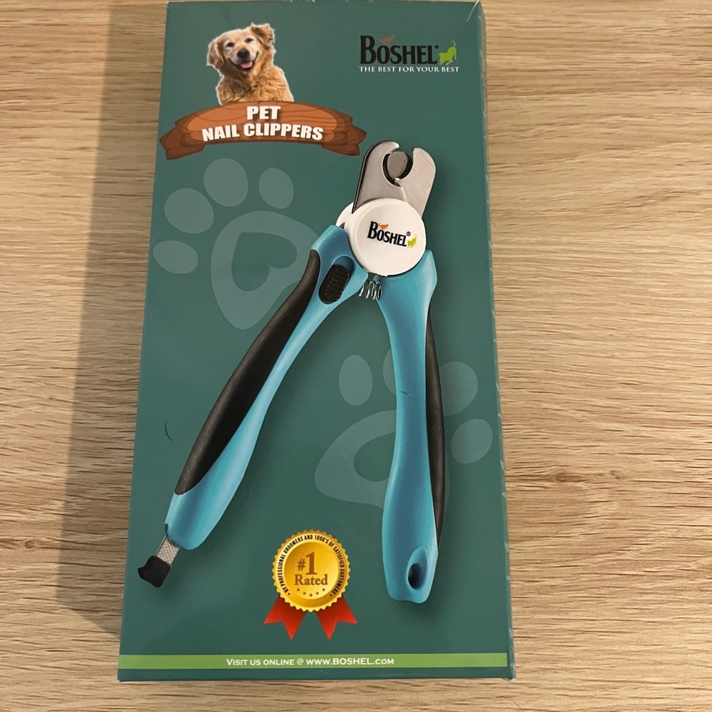 Pet nail clippers for cats and dogs